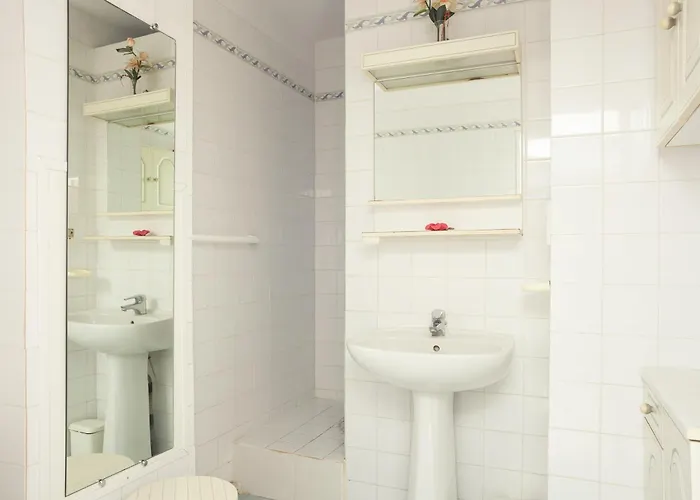 Apartment Proche Des Plages Le Pradet